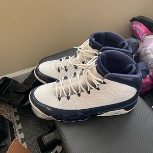 Air Jordan 9 Retro 'UNC'